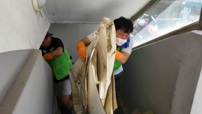 안양도시공사 임직원, 집중호우 수해 복구 지원