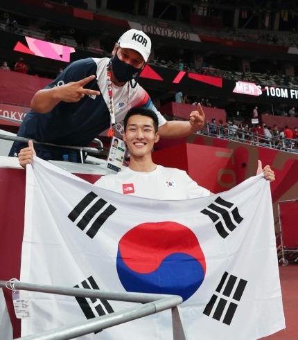 4-1. 5일 카타르 도하에서 열리는 '다이아몬드'리그에 참가하는 용인특례시청 소속 높이뛰기 우상혁 선수.jpg