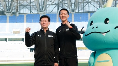 세계대회 올해 첫 우승 우상혁, 이상일 용인특례시장에 감사전화