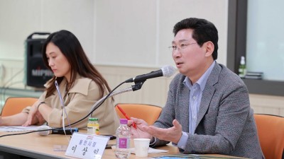 이상일 용인특례시장, “학교 주변 공사 땐 시, 사업지, 학교, 학부모 등의 안전대책협의체 가동 추진”