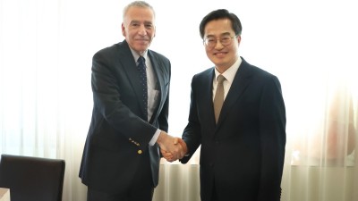 “Trust in Korea : 한국을 믿어달라” 국가 ‘리더십 공백’ 우려 풀어가는 김동연 지사의 거침 없는 외교 행보