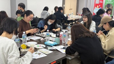안양시 가족센터, 자녀와 유대감 쌓는‘우리 아기 신발 커스텀’ 프로그램 진행