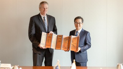 김동연, 마이크 던리비 알래스카 주지사 만나 경제·기후·관광 개발 등 다양한 협력 방안 논의