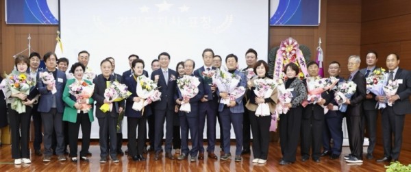 식품공중위생서비스+향상+유공자+표창+(1).jpg