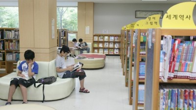 “안양 공공도서관은 기후쉼터”…폭염 속 도서관에서 건강한 여름나기
